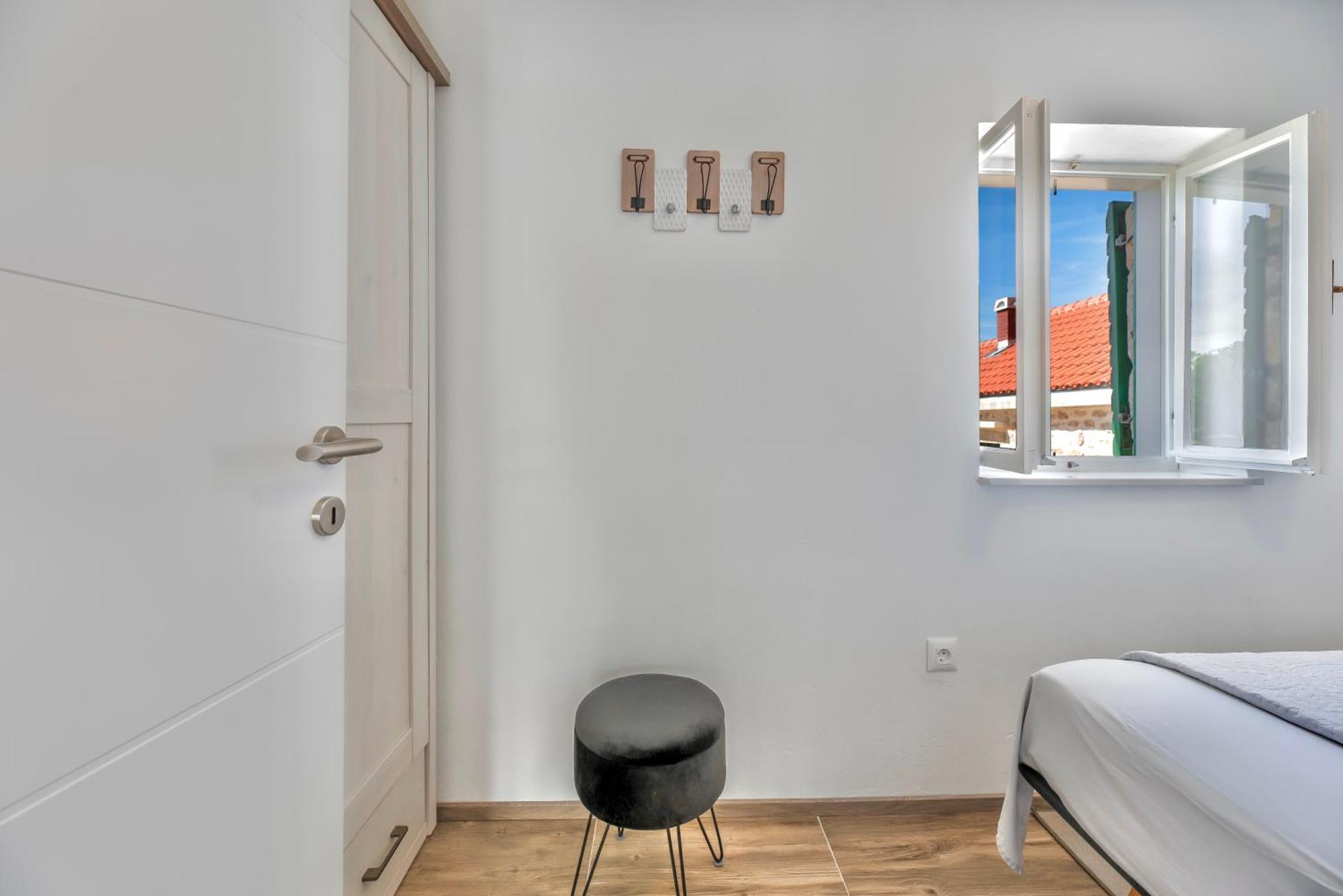 Ferienwohnung Ventus Green - Stone House Near National Park Paklenica And Sea Seline Exterior foto